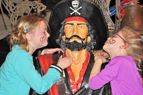 Kids City: Op de foto met een piraat
