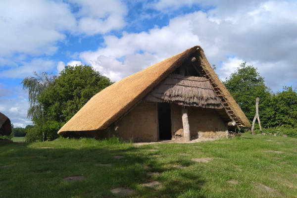 De voorkant van de hut