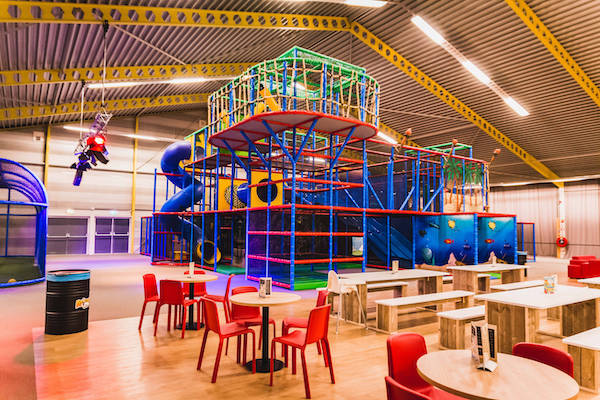 Funzone Roosendaal: Klim en klauter in het indoor speelparadijs