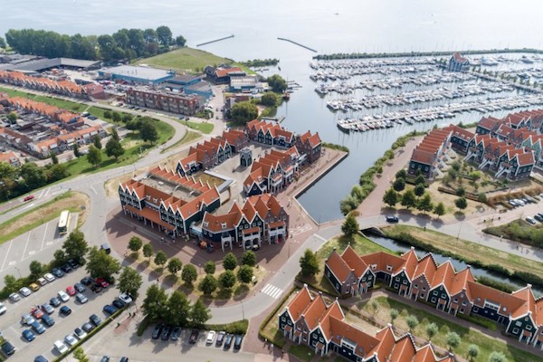 Marinapark Volendam: Luchtfoto