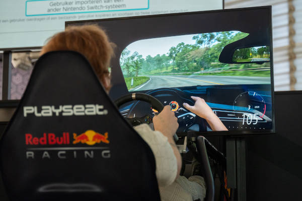 Go!Gaming Nijmegen: Achter de racing simulator