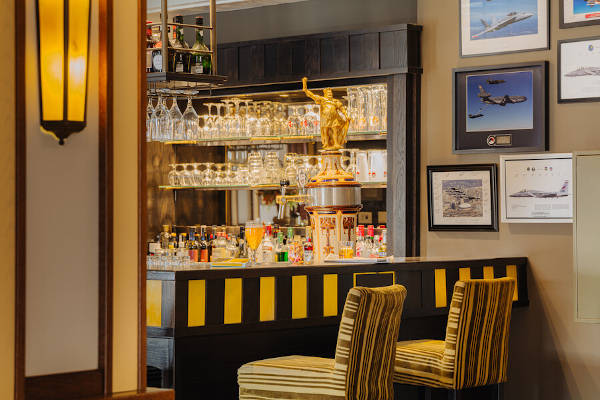 Oranje Hotel Leeuwarden: De bar