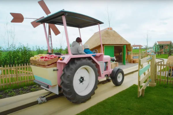 Video: Avonturenboerderij Molenwaard
