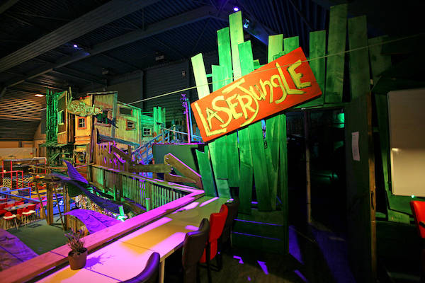 In de Laserjungle kunnen de kinderen zich helemaal uitleven