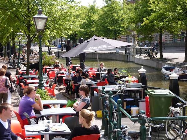 Restaurant Dende in Leiden