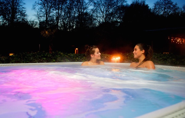 Genieten in de whirlpool