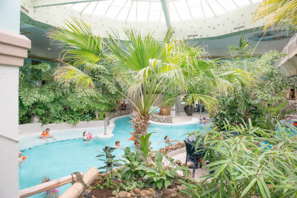 Het zwembad bij Aqua Mundo Center Parcs Port Zélande
