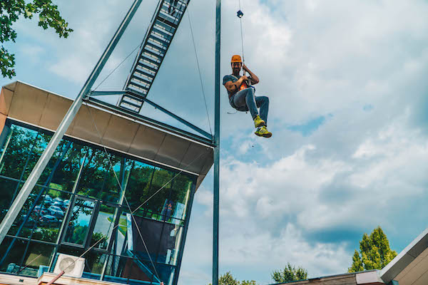 Maak een freefall van 16 meter hoog