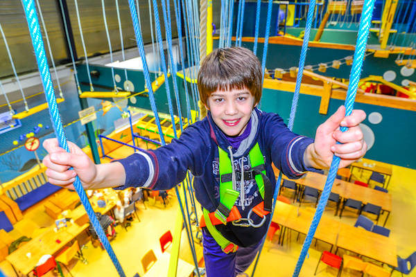 Bubbel Klimpark: Klimmen boven de Bubbelstad