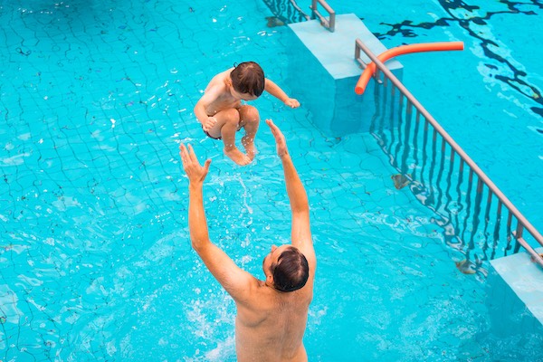 Oostelijk Zwembad: Lekker plonzen in het water