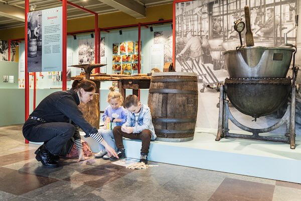 Flipje en Streekmuseum Tiel in Tiel