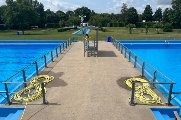 Wantijbad: Tussenstuk tussen de zwembaden