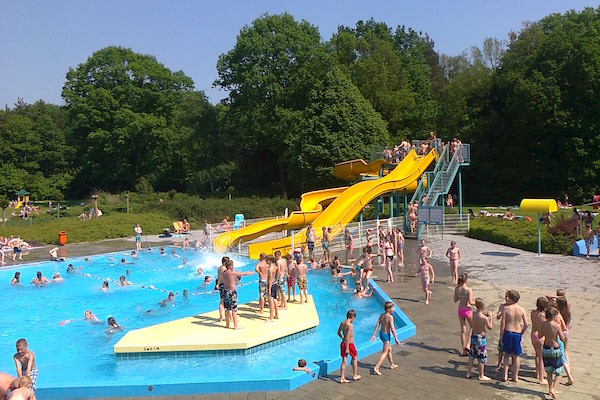 Openluchtbad De Leewal in Exloo