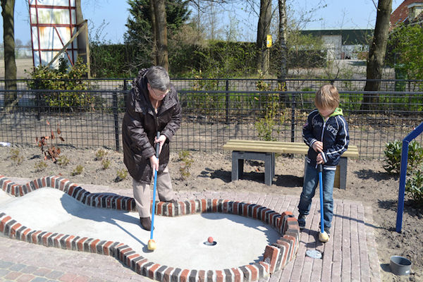 Speel een potje boerenmidgetgolf