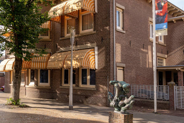 Ingang van het museum