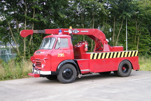 Oude takelwagen 