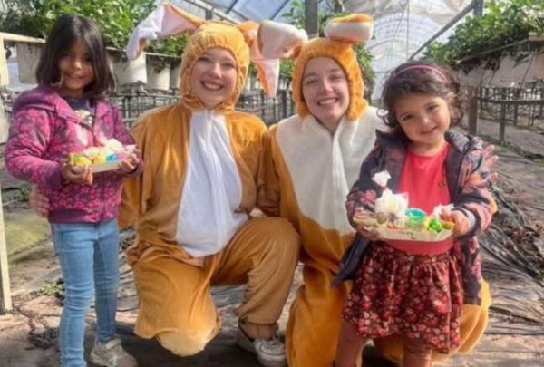 Het Aardbeienterras: Paaseitjesfestival