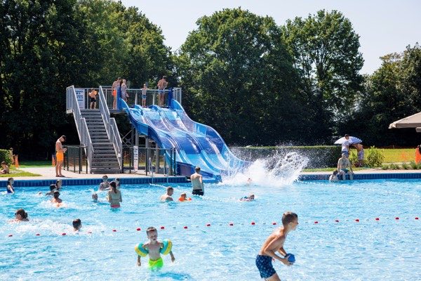 Zwembad de Ganzewiel in Raamsdonksveer