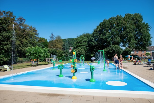 Het peuterbad
