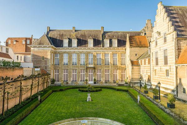 Het Markiezenhof : Prachtige Franse tuin