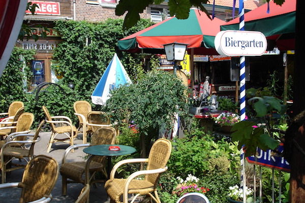 Bierreclame Museum: De biertuin