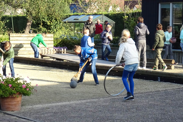 Spelen op het buitenterrein