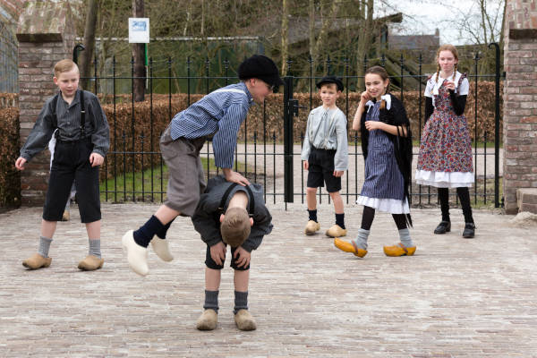 Boerenbondsmuseum: Spelende kinderen