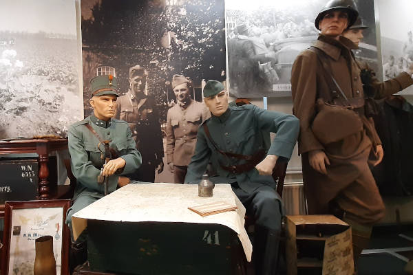 Museum de Bewogen Jaren in Hooge Mierde