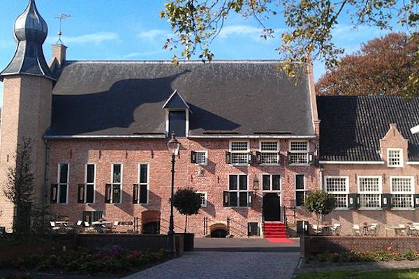 Krijg een rondleiding in het kasteel van Coevorden en leer alles over dit prachtige kasteel in Drenthe