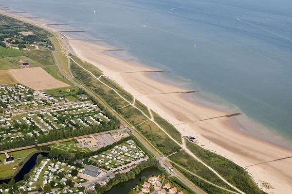 Luchtfoto strand Breskens