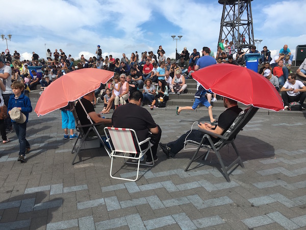 Strand Kijkduin: Kamperende Pokemon Go vangers