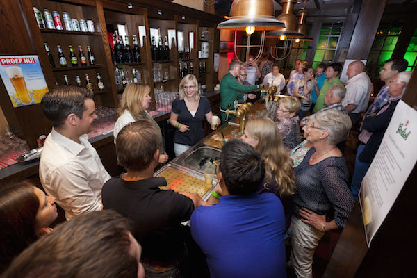 Bier proeven in het brouwerij café