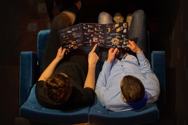 CineLounge : Kies iets lekkers van het menu