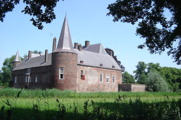 In de omgeving van het kasteel kunt u prachtig wandelen