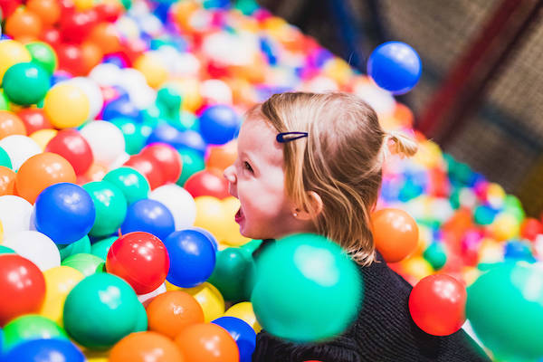 Spelen in de ballenbak