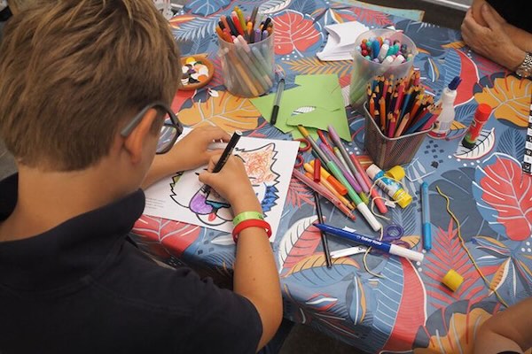 Knutselende kinderen