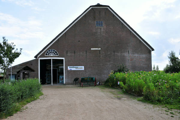 Het museum van buitenaf