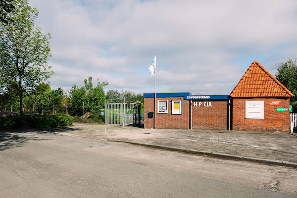 Zoutwaterbad K.P Zijl Loppersum: Het gebouw van voor