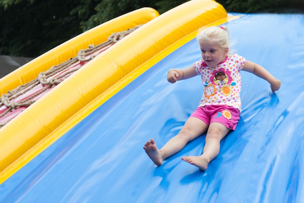 Glijden van de Volcano slide