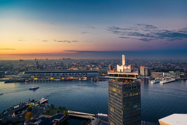 Bekijk Amsterdam vanuit een vogelperspectief