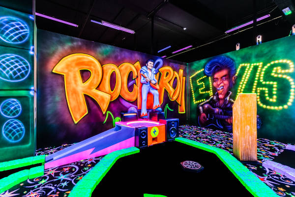 GlowGolf Amsterdam: Elvis