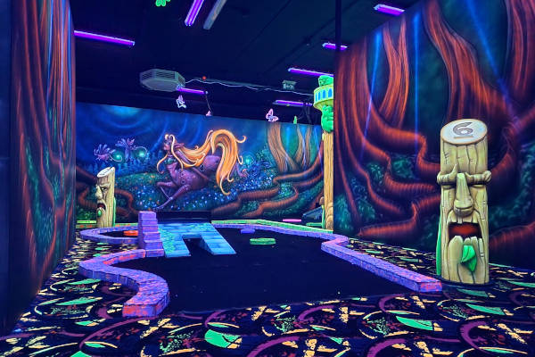 GlowGolf Kerkrade: Ga de uitdaging aan