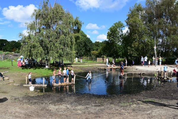 Natuurspeeltuin Voorschoten: Grenzen ontdekken en verleggen