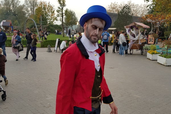 Plaswijckpark Halloween versierd