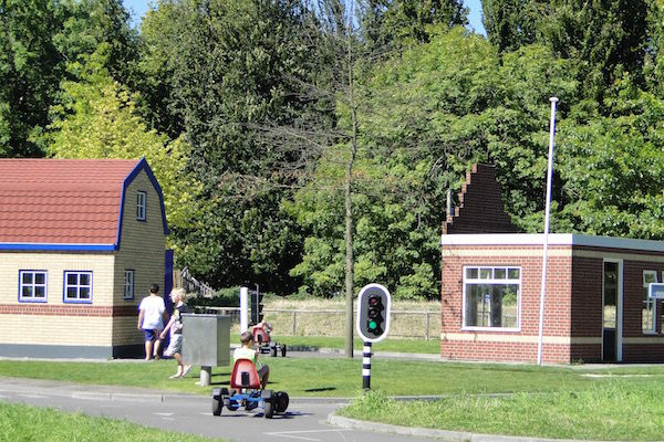 Skelteren in de verkeerstuin