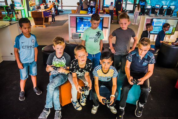 E-Village Roggel: Speel de nieuwste en vetste games voor de XBOX