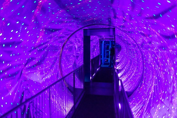 Ripley’s Believe It or Not!: Loop door de draaiende ruimtetunnel