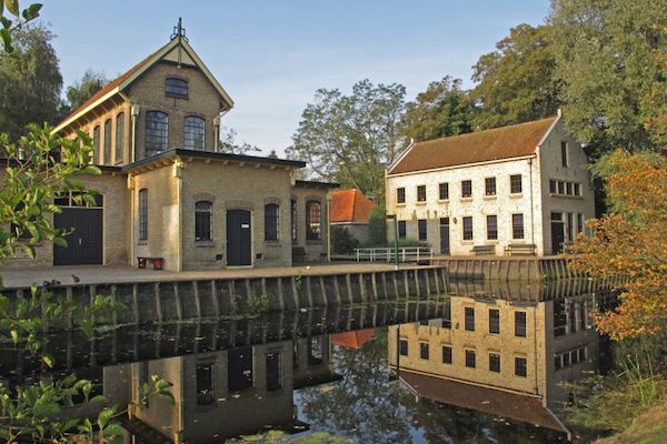 Een verrassend groot binnen en buitenmuseum