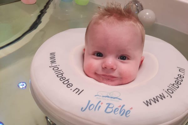 Babies komen even helemaal tot rust in de Baby Spa