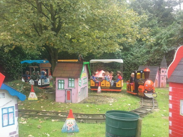 Buiten in het treintje